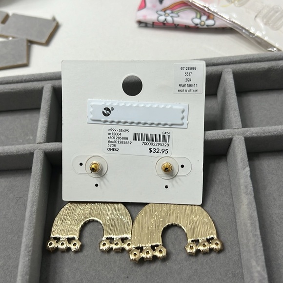 Lane Bryant Earrings - Picture 2 of 2